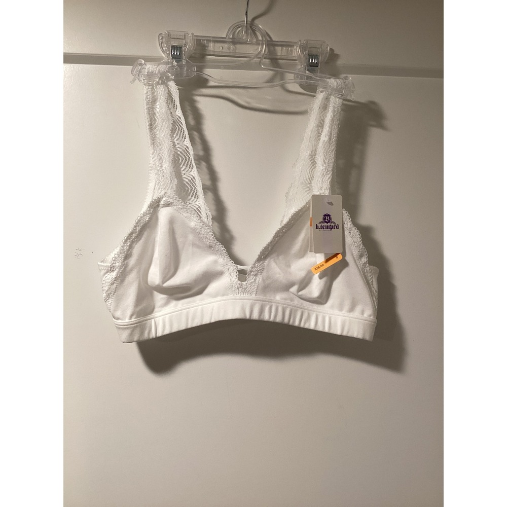 b.tempt'd by Wacoal White Lace Kiss Bralette Wireless Bra Small 910214